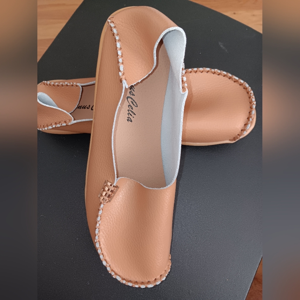 Venus Cecilia Tan Leather Women's Shoes Size 8 New Without Tags. Never Worn. - Picture 2 of 6